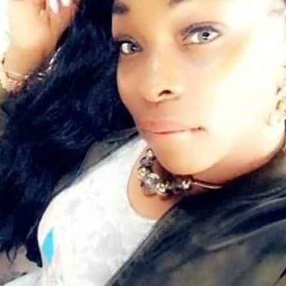 Meet your Posher, Ruby - Picture 1 of 1